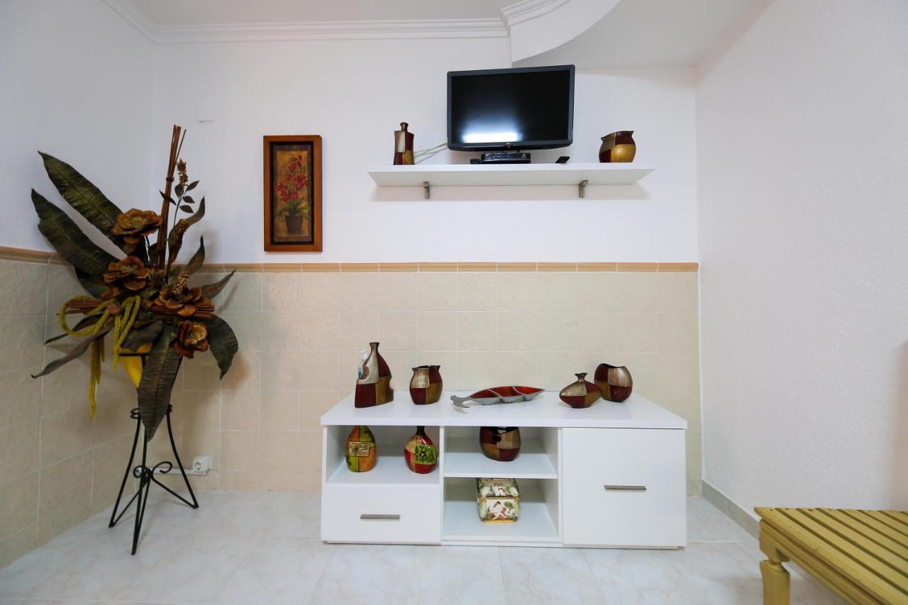 Casa Da Tia Laura Apartment Nazare Exterior photo