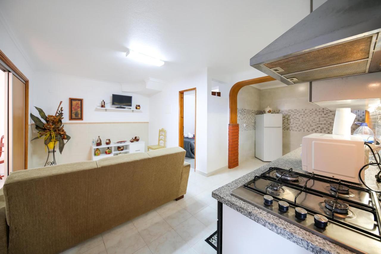 Casa Da Tia Laura Apartment Nazare Exterior photo
